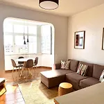 Incredible View, Quiet Apartment In Cascais
