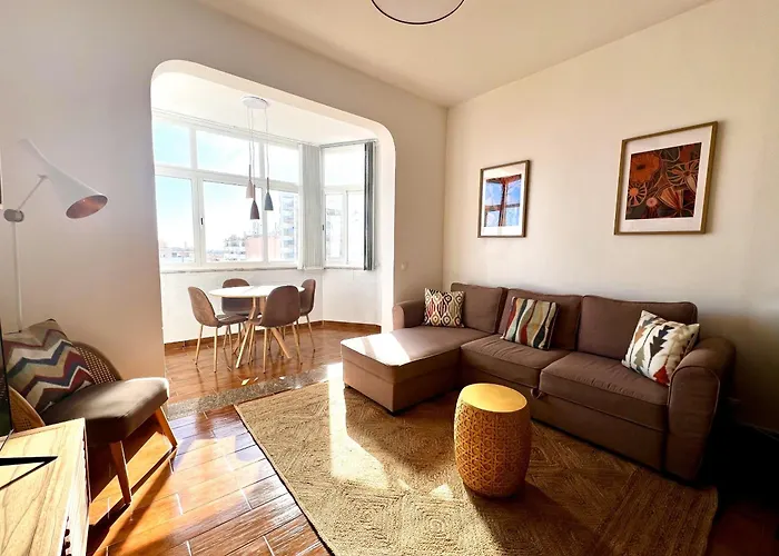 Incredible View, Quiet Apartment In Cascais